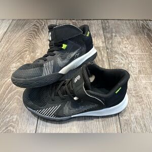 Nike Kyrie Flytrap 5 PS 'Black Anthracite'- Size 1.5Y